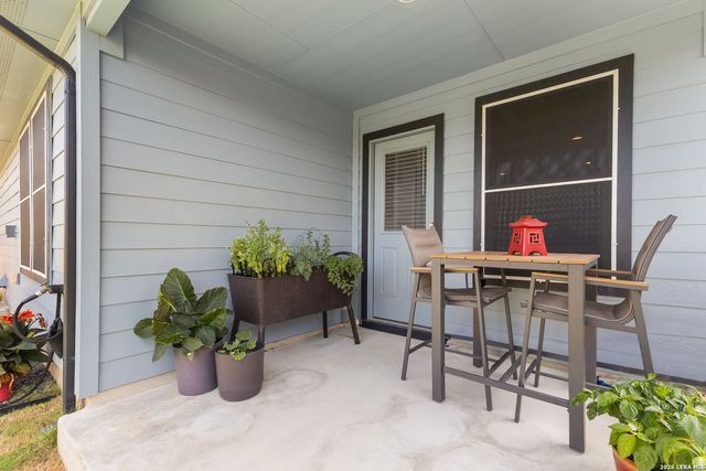1666 Ruben Dr, New Braunfels, TX 78130