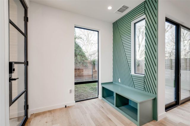 1103 Cherico ST 3A, Austin, TX 78702