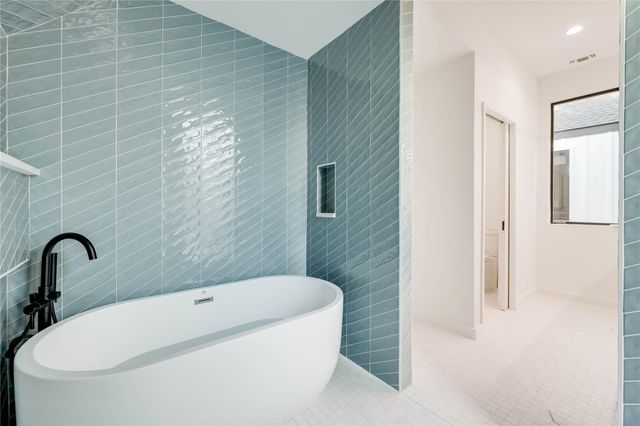 1103 Cherico ST 3A, Austin, TX 78702