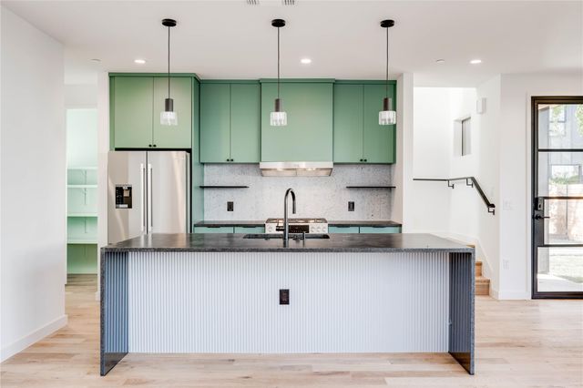 1103 Cherico ST 3A, Austin, TX 78702