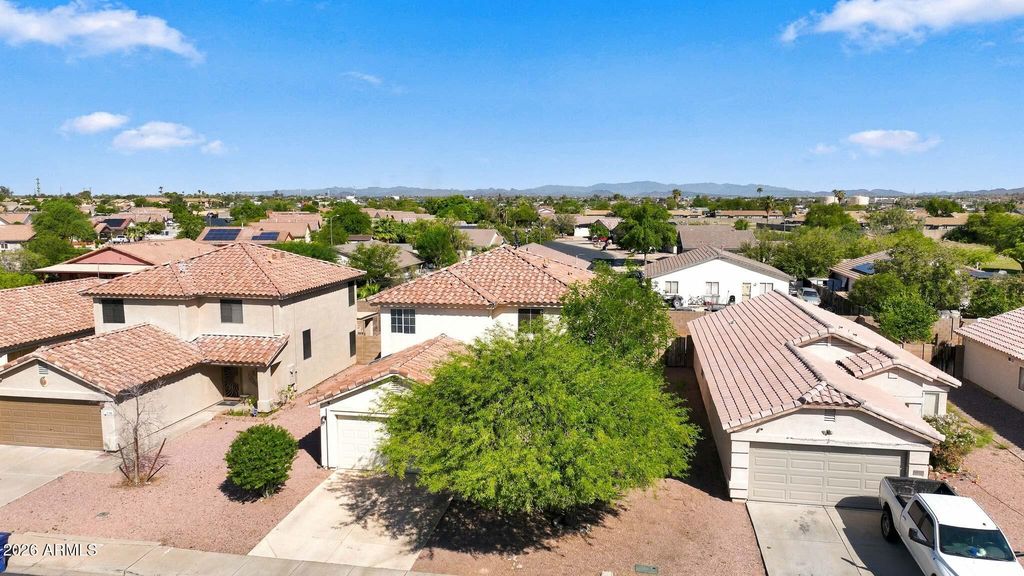 11948 W DAHLIA Drive, El Mirage, AZ 85335 — photo 4