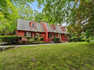 182 West Main Street, Westborough, MA 01581
