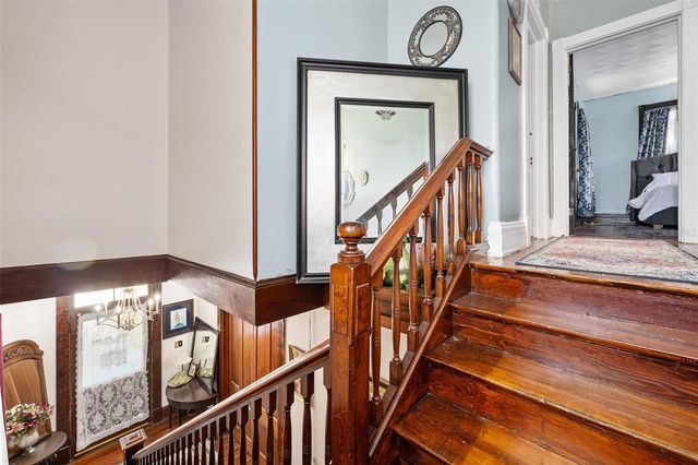 228 W HOWRY AVENUE, Deland, FL 32720