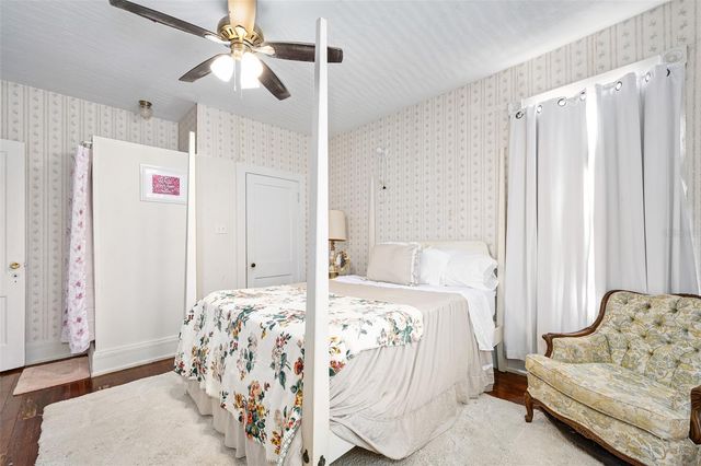 228 W HOWRY AVENUE, Deland, FL 32720