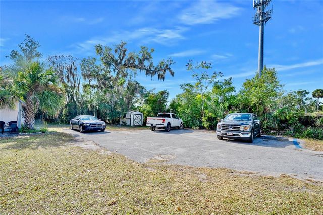 228 W HOWRY AVENUE, Deland, FL 32720