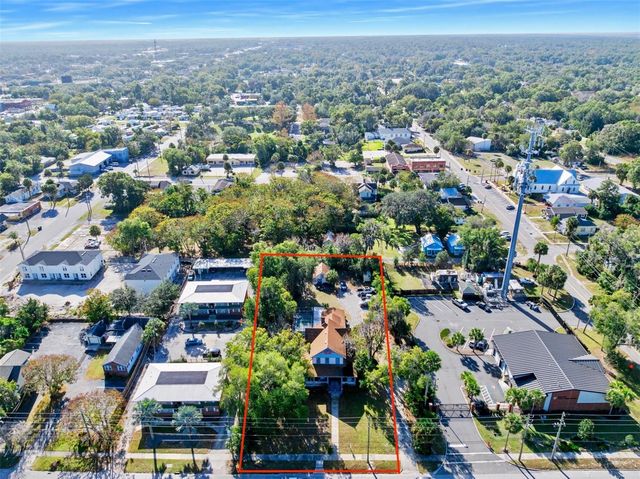 228 W HOWRY AVENUE, Deland, FL 32720