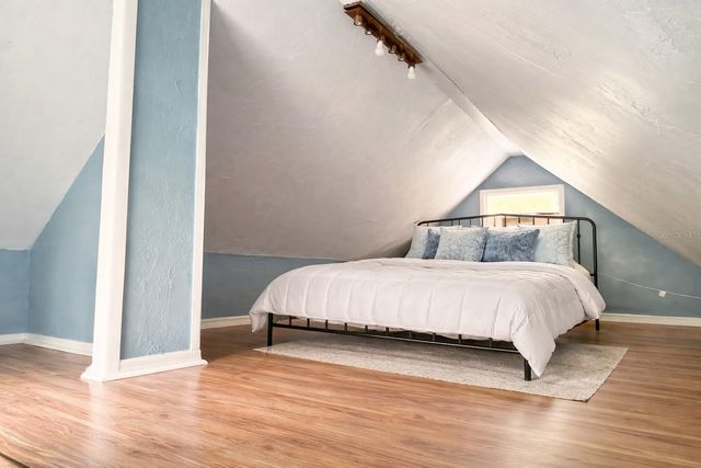 228 W HOWRY AVENUE, Deland, FL 32720