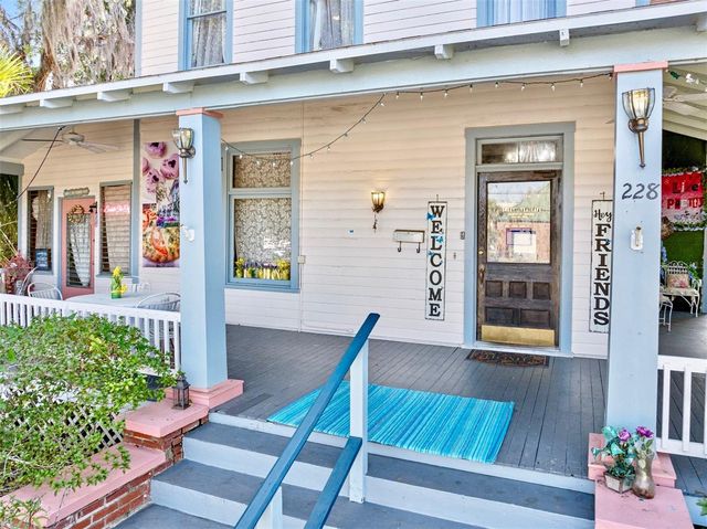 228 W HOWRY AVENUE, Deland, FL 32720