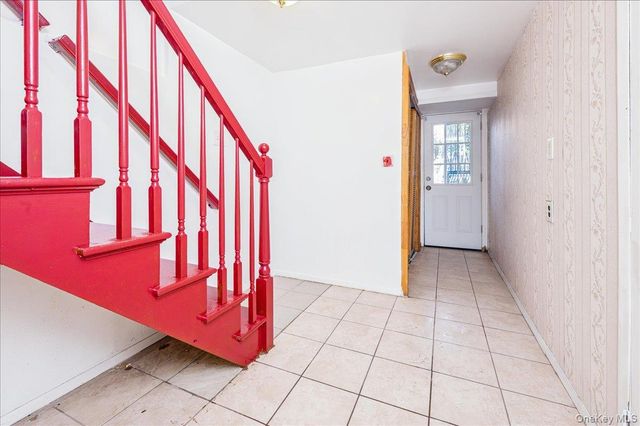 412 Calhoun Avenue, Bronx, NY 10465