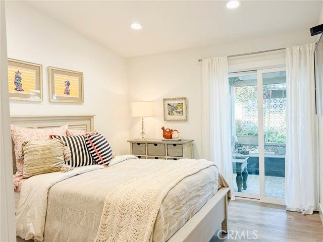 1340 Kenwood Road m7-156J, Seal Beach, CA 90740