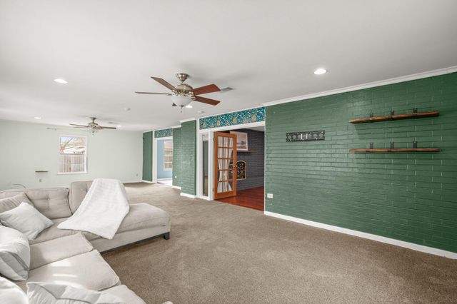 611 Virginia Drive, Round Rock, TX 78664
