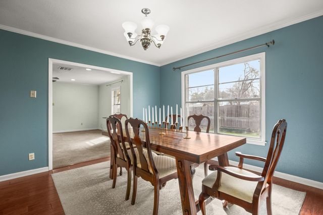 611 Virginia Drive, Round Rock, TX 78664