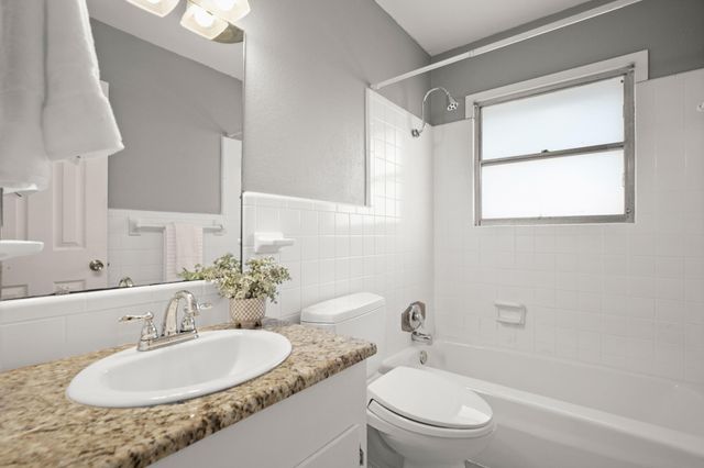 611 Virginia Drive, Round Rock, TX 78664