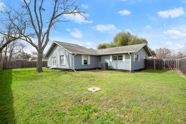 611 Virginia Drive, Round Rock, TX 78664