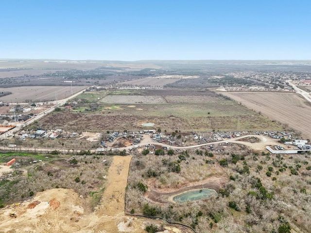 4843 E Yager LN, Austin, TX 78653