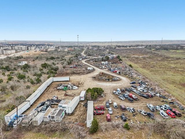 4843 E Yager LN, Austin, TX 78653