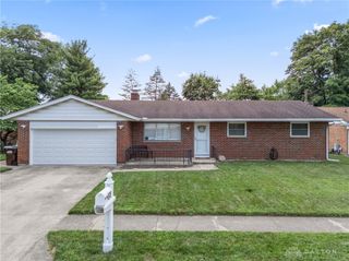 670 Saxony Drive, Xenia, OH 45385