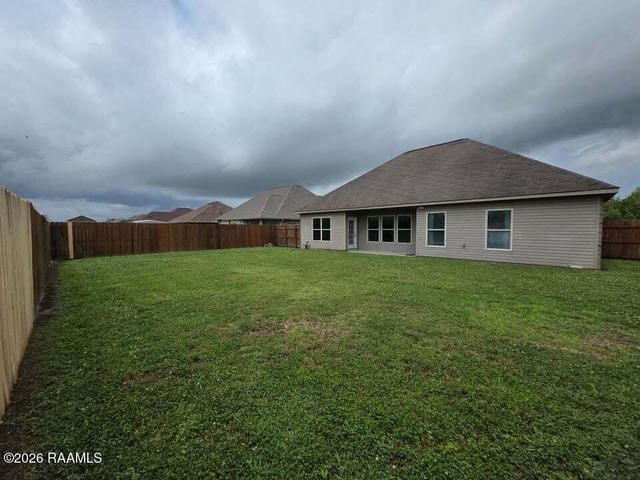 1150 Bridgetowne Lane, Breaux Bridge, LA 70517