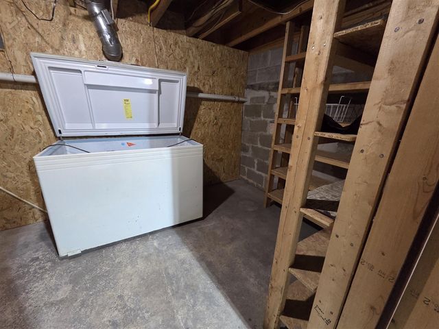 2231 Hughes Avenue, Norton Shores, MI 49441