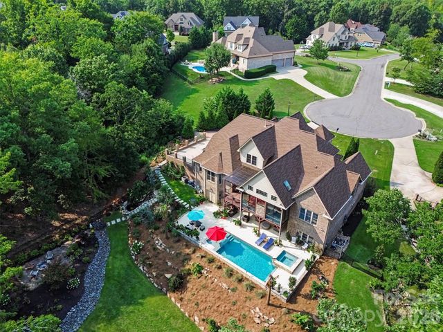 470 Swift Creek Cove, Lake Wylie, SC 29710