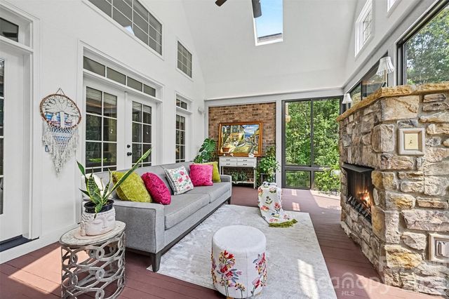 470 Swift Creek Cove, Lake Wylie, SC 29710