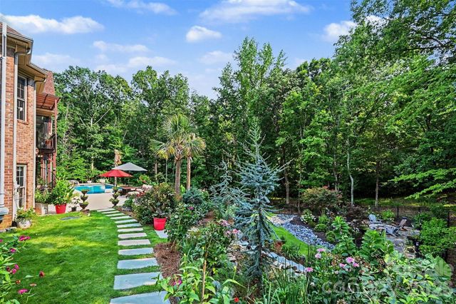 470 Swift Creek Cove, Lake Wylie, SC 29710