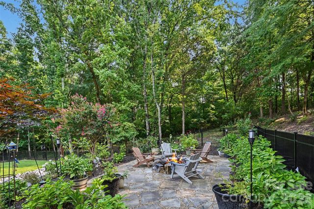 470 Swift Creek Cove, Lake Wylie, SC 29710