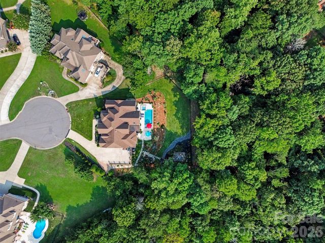 470 Swift Creek Cove, Lake Wylie, SC 29710