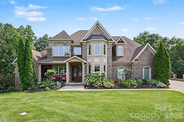 470 Swift Creek Cove, Lake Wylie, SC 29710