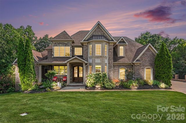 470 Swift Creek Cove, Lake Wylie, SC 29710