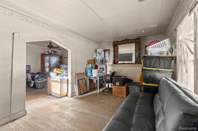 64 E Cicotte Street, River Rouge, MI 48218