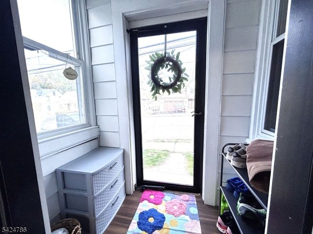 37 Beach St, Rockaway Boro, NJ 07866