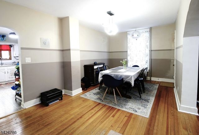 37 Beach St, Rockaway Boro, NJ 07866