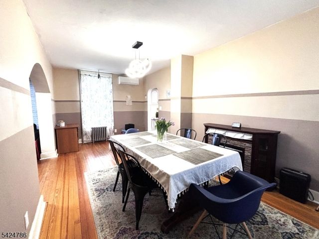 37 Beach St, Rockaway Boro, NJ 07866