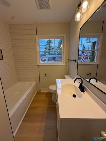 1002 Parcus Road, Huntsville, AL 35803