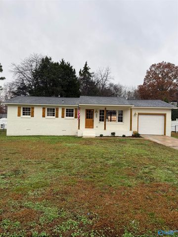 1002 Parcus Road, Huntsville, AL 35803