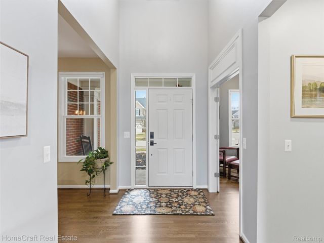 6031 BALMORAL Way, Commerce Charter Township, MI 48382