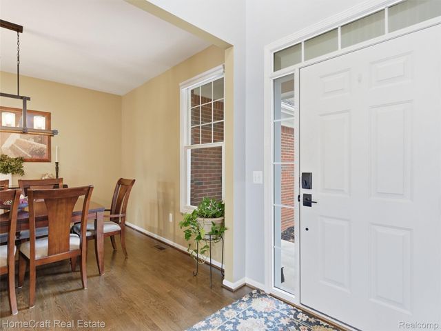 6031 BALMORAL Way, Commerce Charter Township, MI 48382