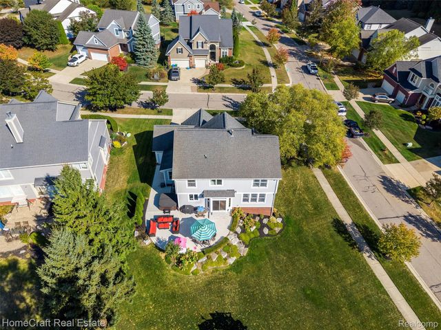 6031 BALMORAL Way, Commerce Charter Township, MI 48382