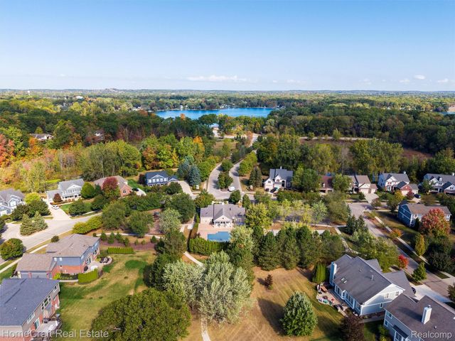 6031 BALMORAL Way, Commerce Charter Township, MI 48382