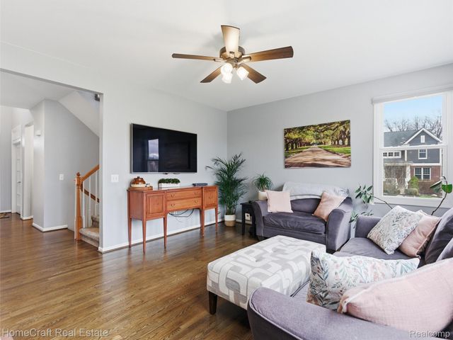 6031 BALMORAL Way, Commerce Charter Township, MI 48382