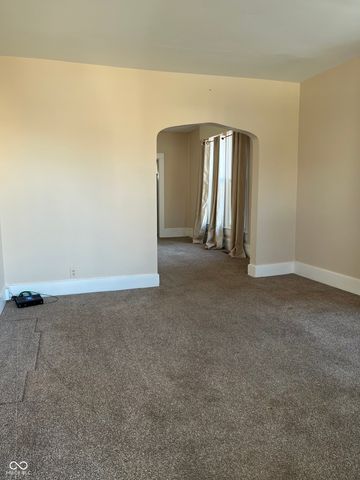 319 S Tompkins Street, Shelbyville, IN 46176