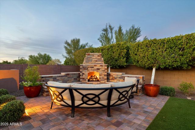 7550 W QUESTA Drive, Peoria, AZ 85383