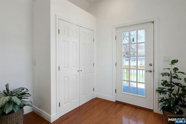 40 3rd Avenue, Westwood, NJ 07675