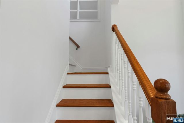 40 3rd Avenue, Westwood, NJ 07675