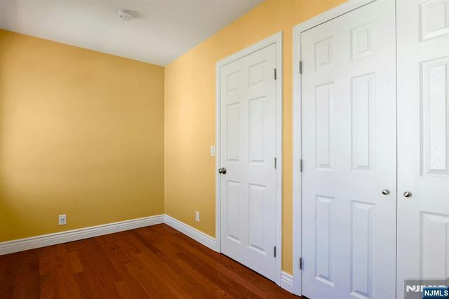 40 3rd Avenue, Westwood, NJ 07675