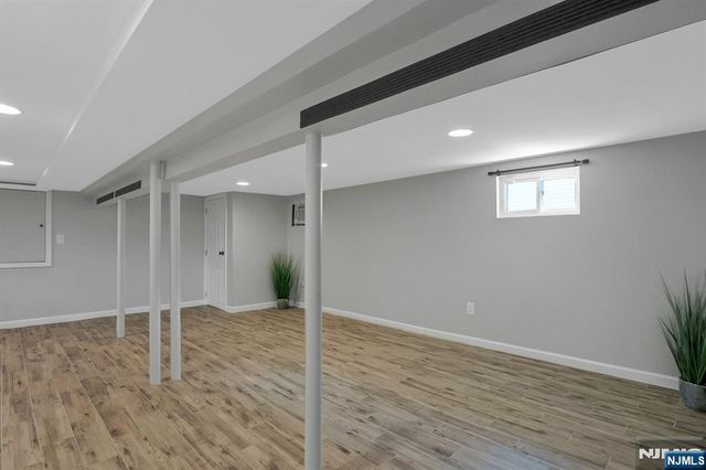 40 3rd Avenue, Westwood, NJ 07675