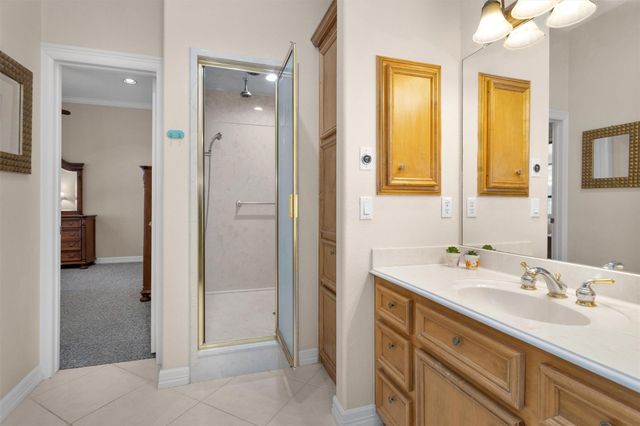 13117 Point Drive, Willis, TX 77318