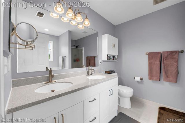 1633 Four Seasons Drive, Hartland Township, MI 48843