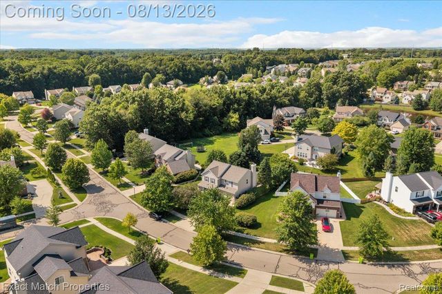 1633 Four Seasons Drive, Hartland Township, MI 48843